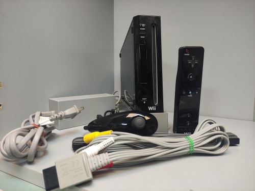 Nintendo Wii RVL-001 + игры (Jap) (Black)[Wii Retro]